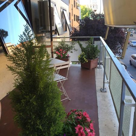 San Pietro Stazione Guesthouse روما المظهر الخارجي الصورة