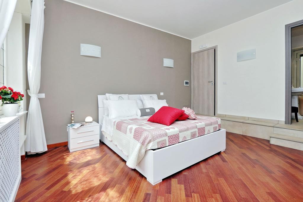 San Pietro Stazione Guesthouse روما الغرفة الصورة
