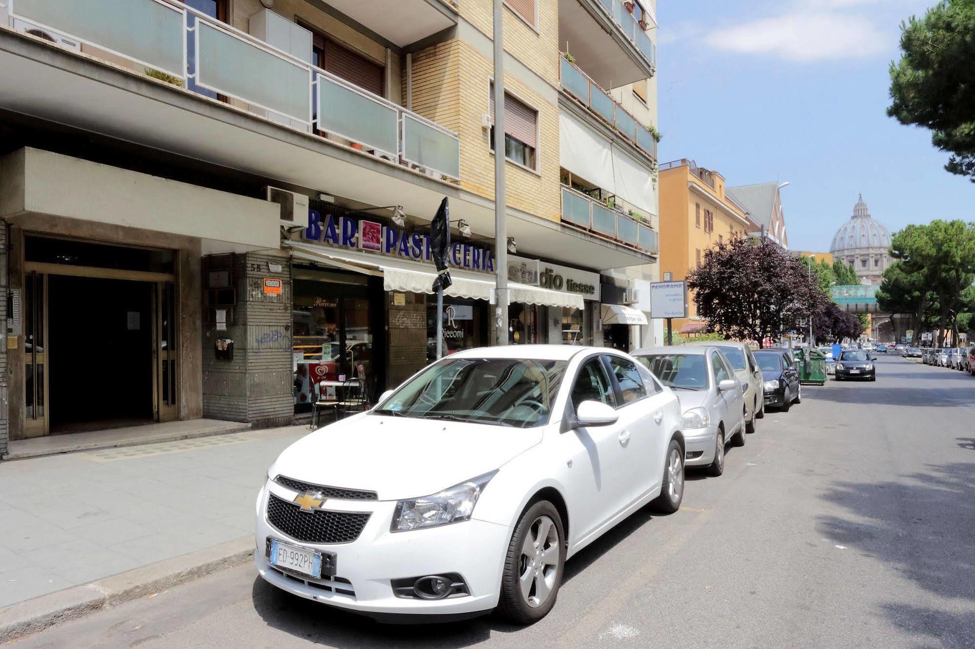 San Pietro Stazione Guesthouse روما المظهر الخارجي الصورة