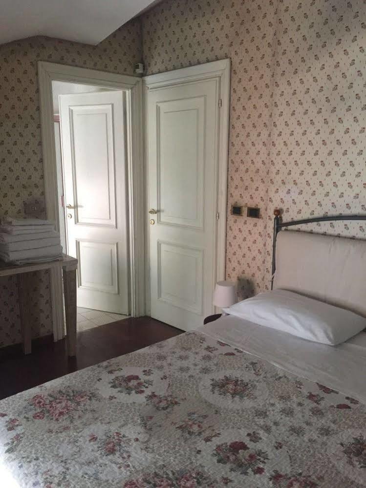 San Pietro Stazione Guesthouse روما المظهر الخارجي الصورة