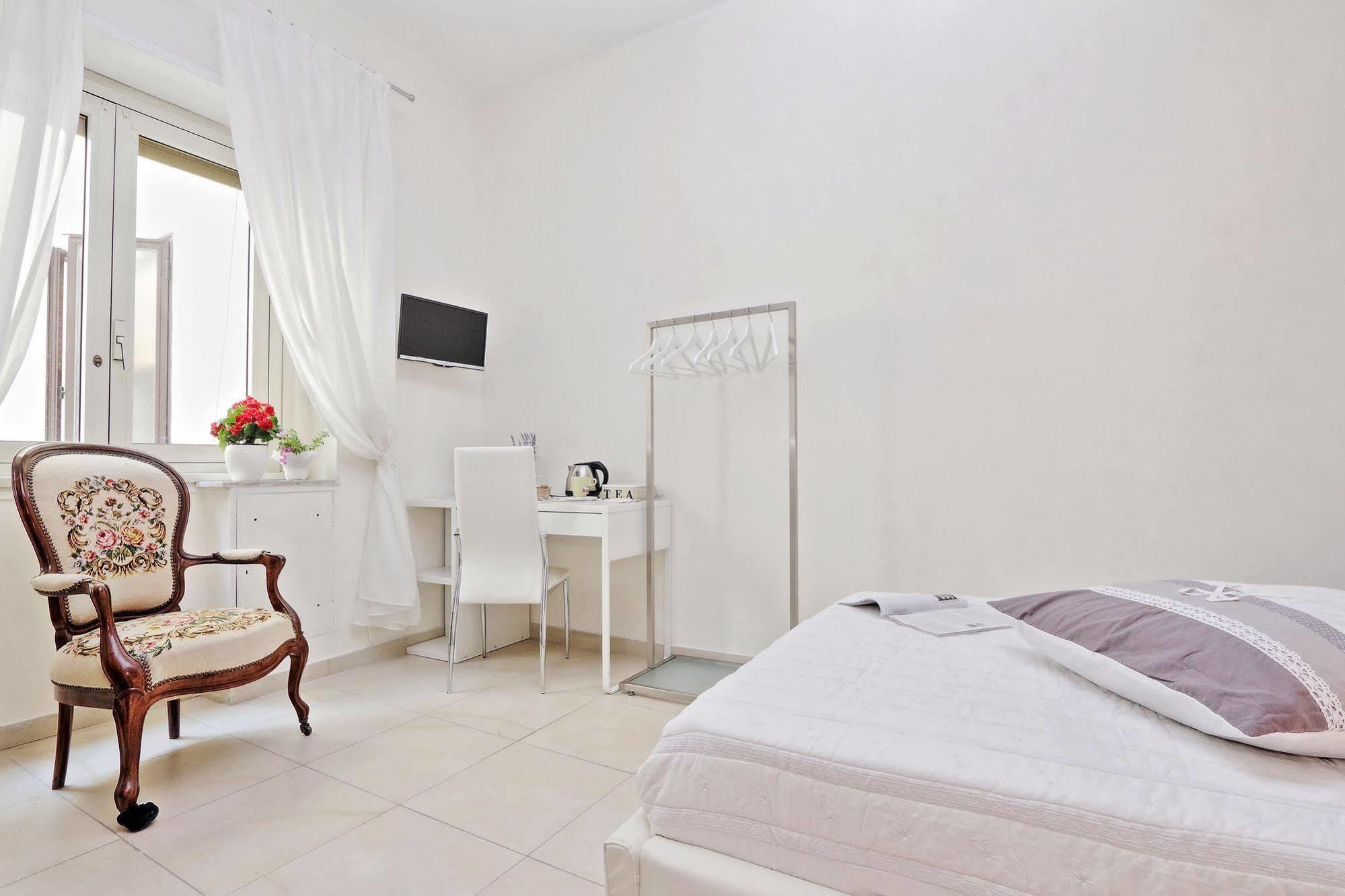San Pietro Stazione Guesthouse روما المظهر الخارجي الصورة