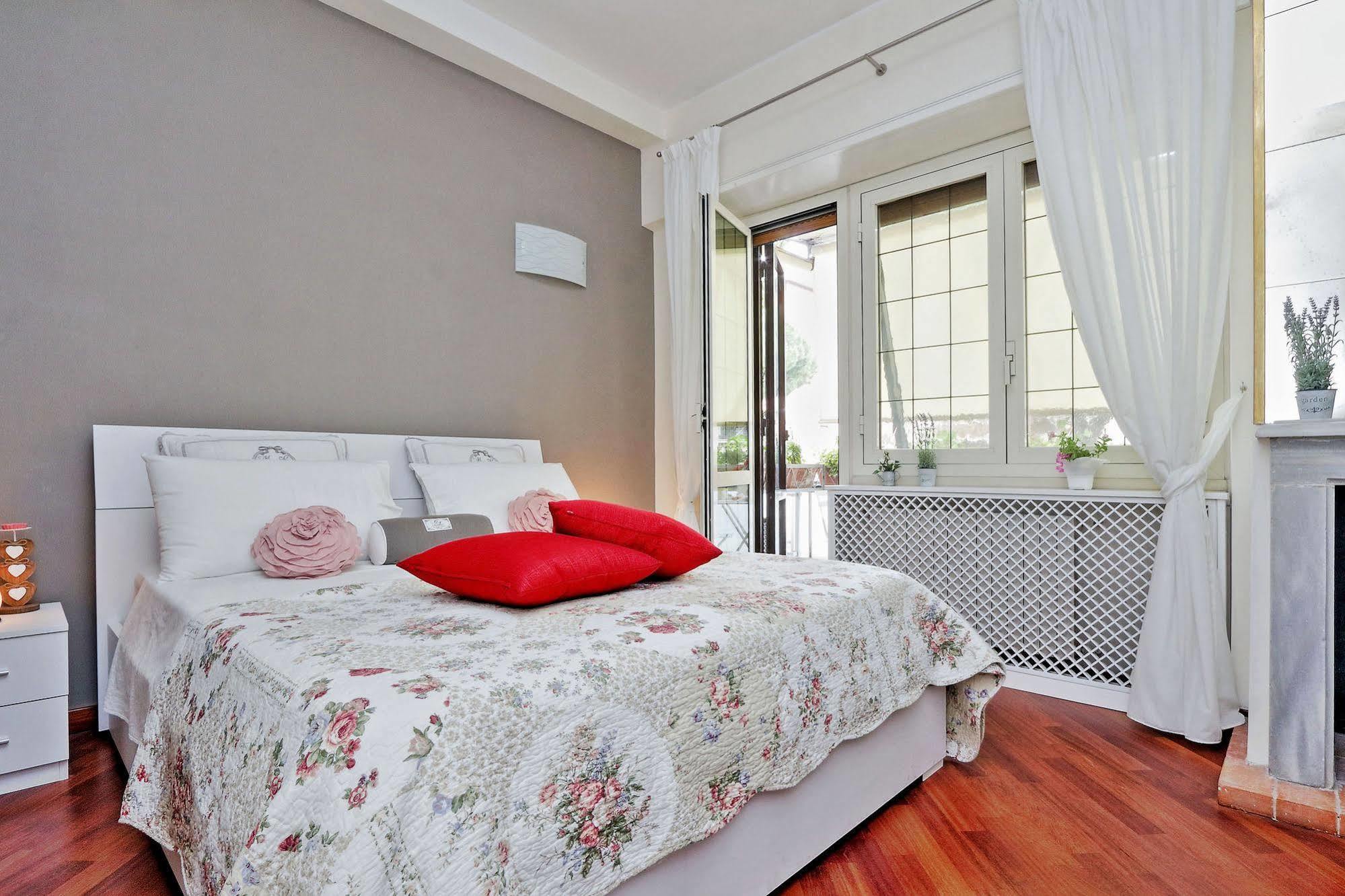 San Pietro Stazione Guesthouse روما المظهر الخارجي الصورة