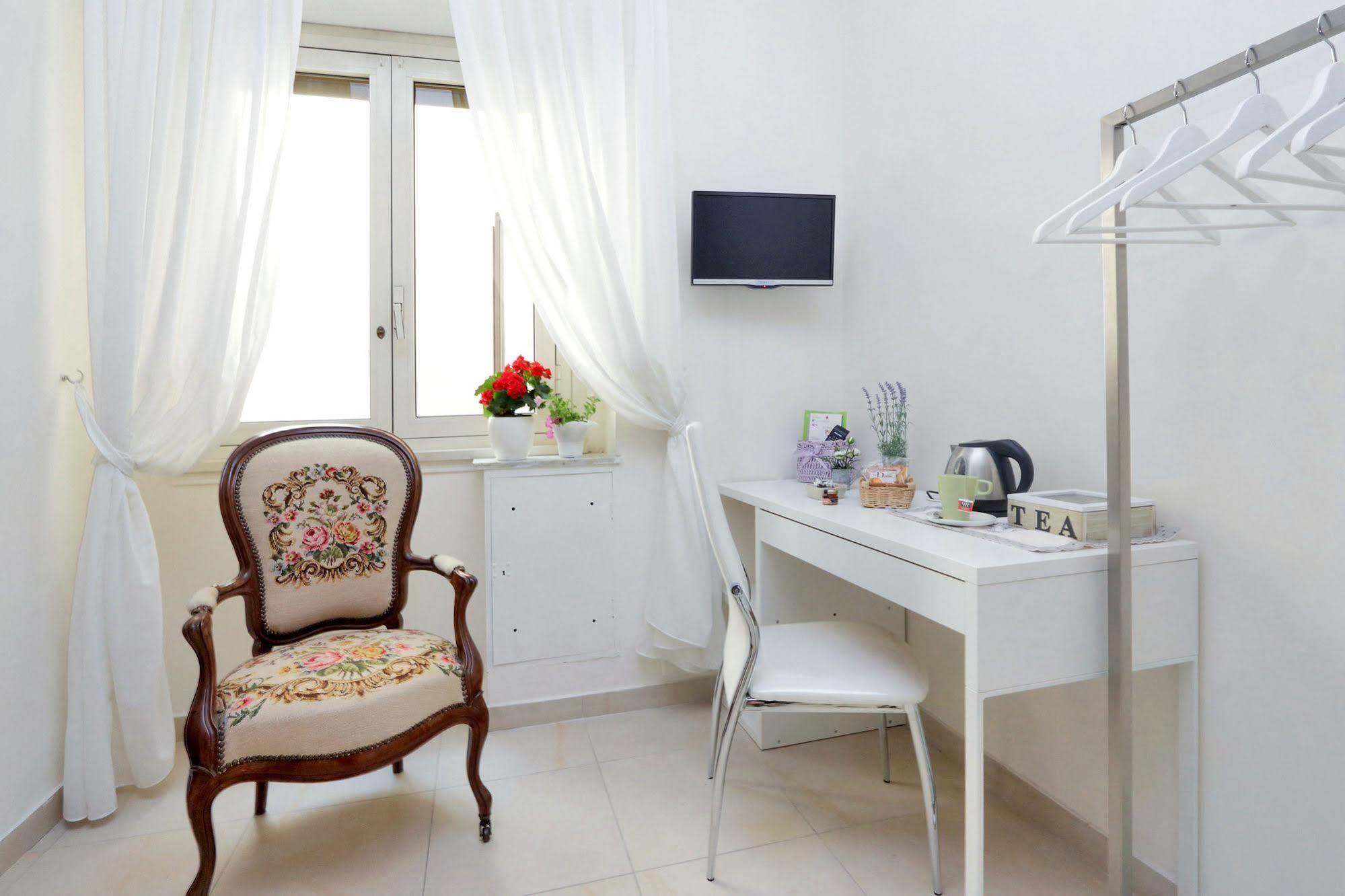 San Pietro Stazione Guesthouse روما المظهر الخارجي الصورة